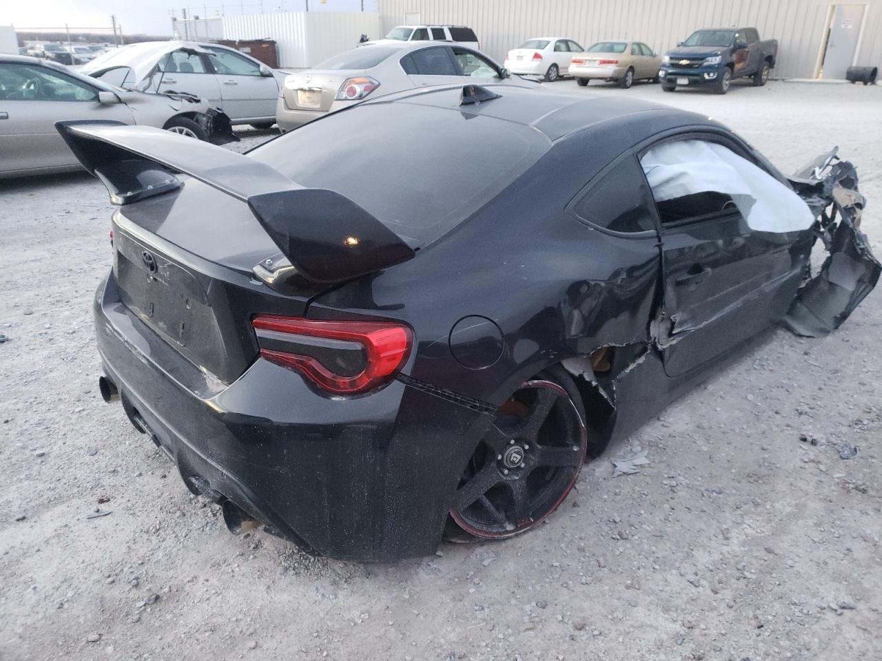 Photo 4 from auction – 2017 TOYOTA 86 BASE with VIN JF1ZNAA17H8701188