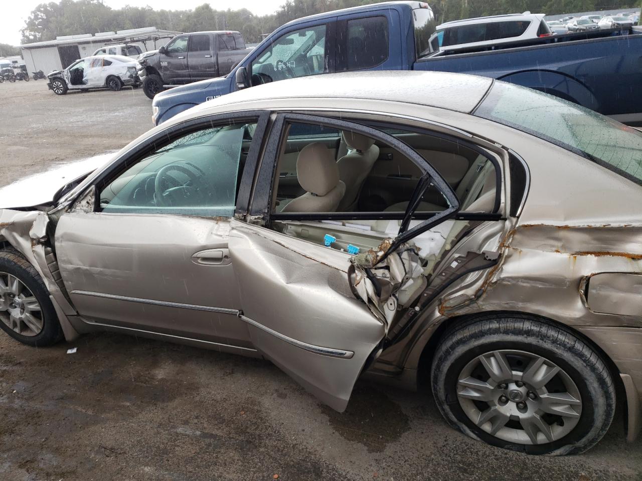 Photo 9 from auction – 2006 NISSAN ALTIMA S with VIN 1N4AL11D46C112073
