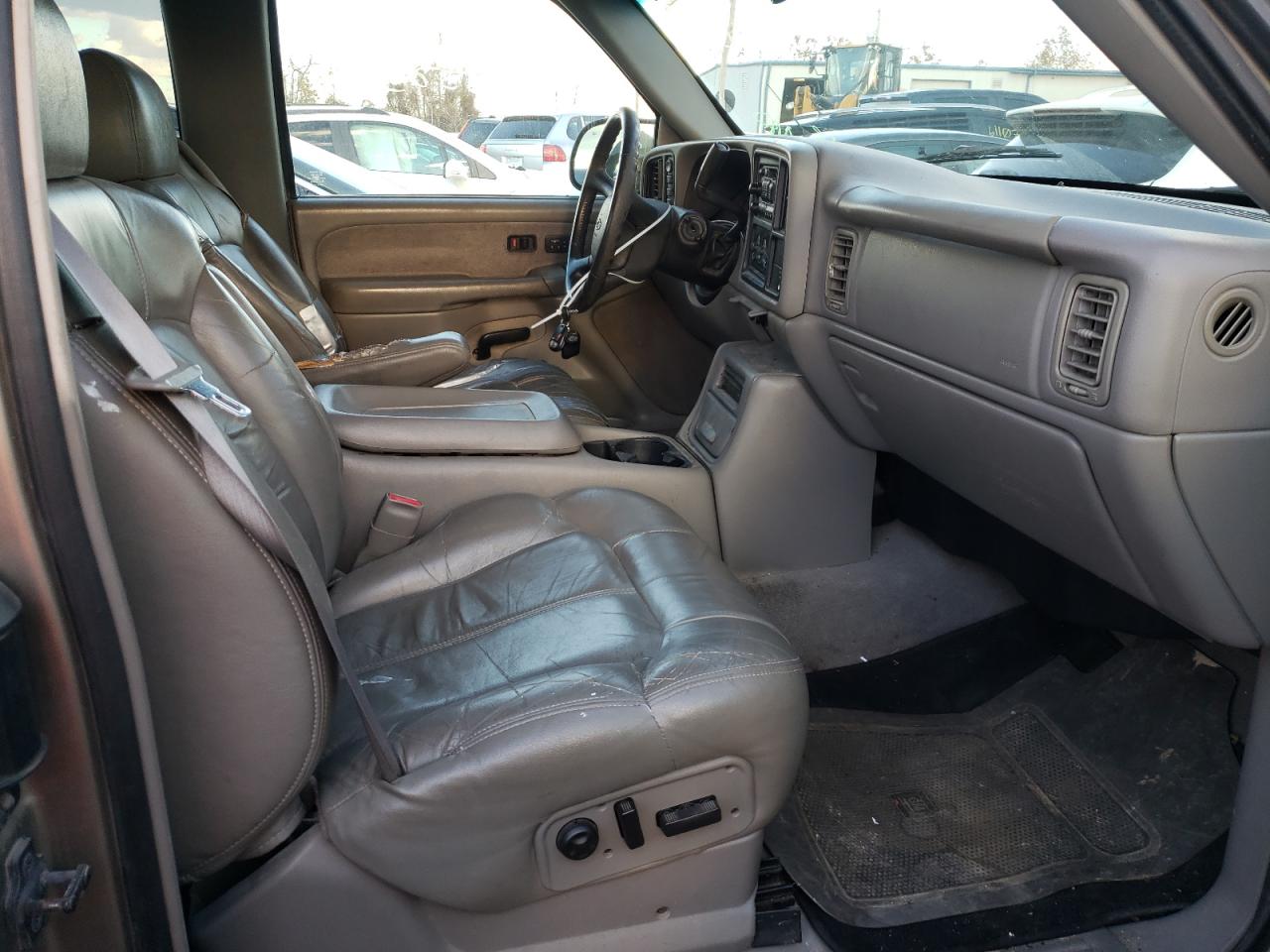 Zdjęcie 5 z aukcji – 2000 CHEVROLET SILVERADO z VIN 1GCEK19TXYE101192