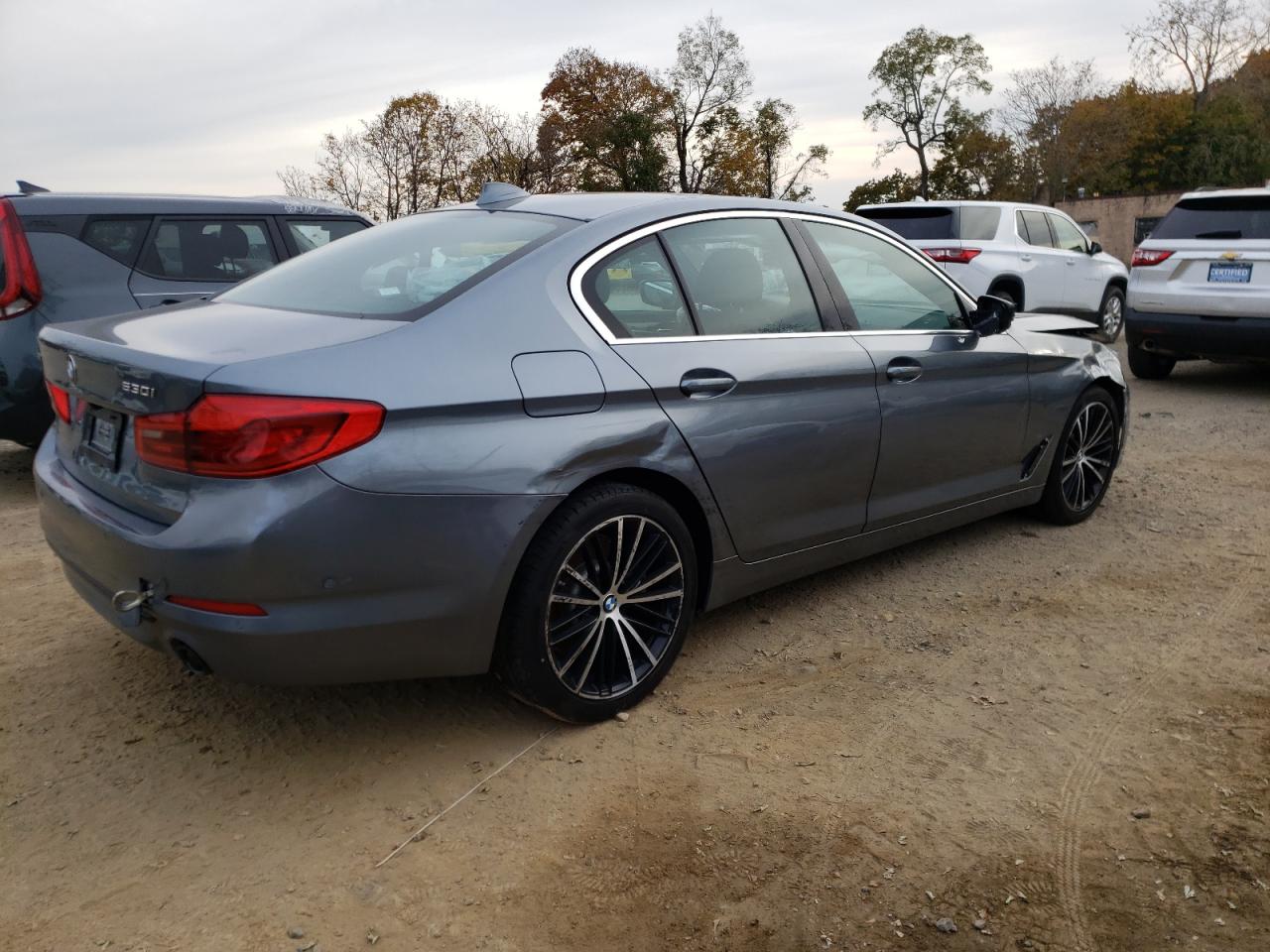 Photo 4 from auction – 2019 BMW 530 XI with VIN WBAJA7C56KWC77950