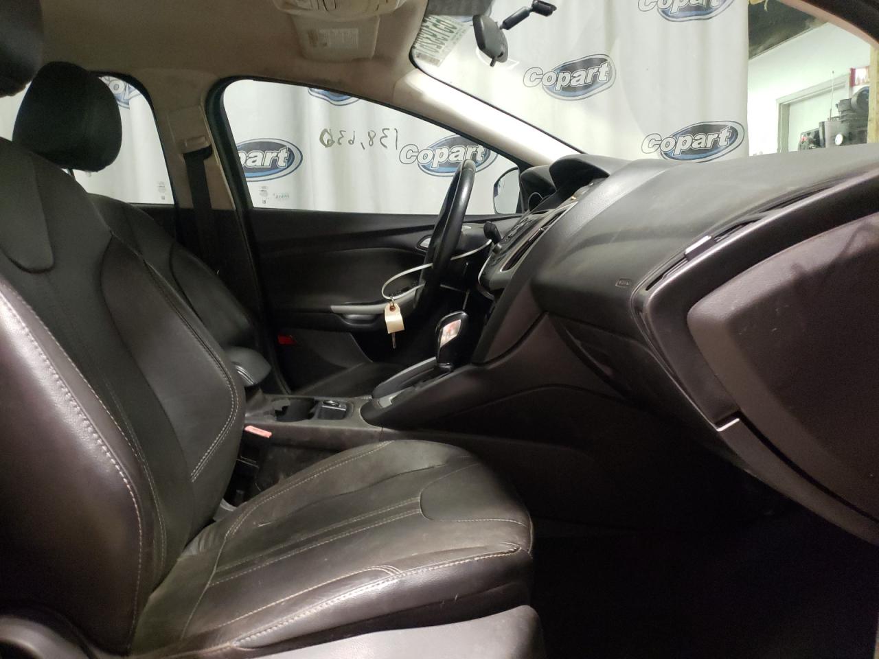Photo 5 from auction – 2013 FORD FOCUS SE with VIN 1FADP3F23DL124863
