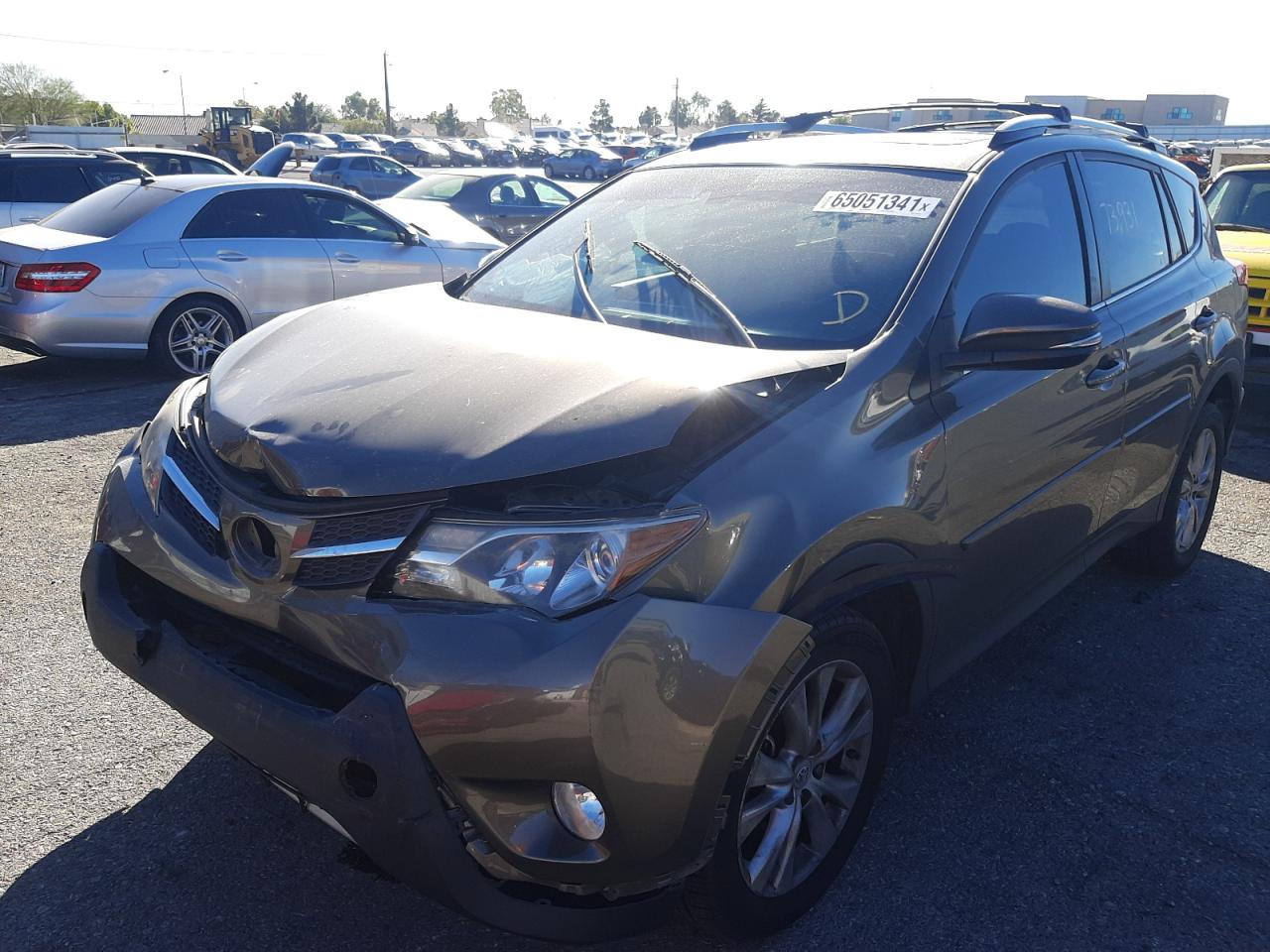 Photo 2 from auction – 2014 TOYOTA RAV4 LIMIT with VIN 2T3DFREV7EW153177