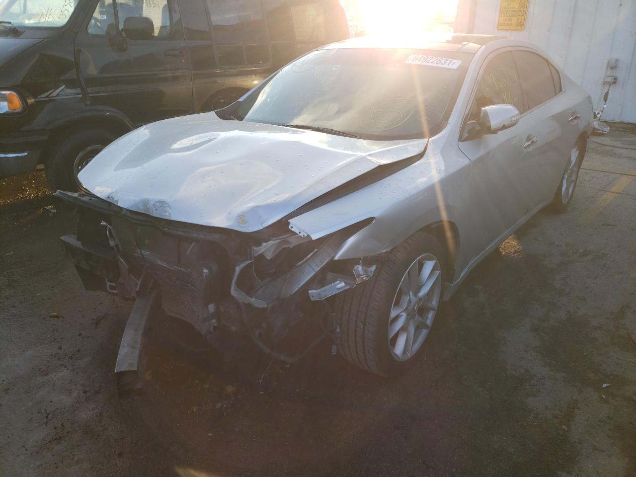 Photo 2 from auction – 2011 NISSAN MAXIMA with VIN 1N4AA5AP2BC858135