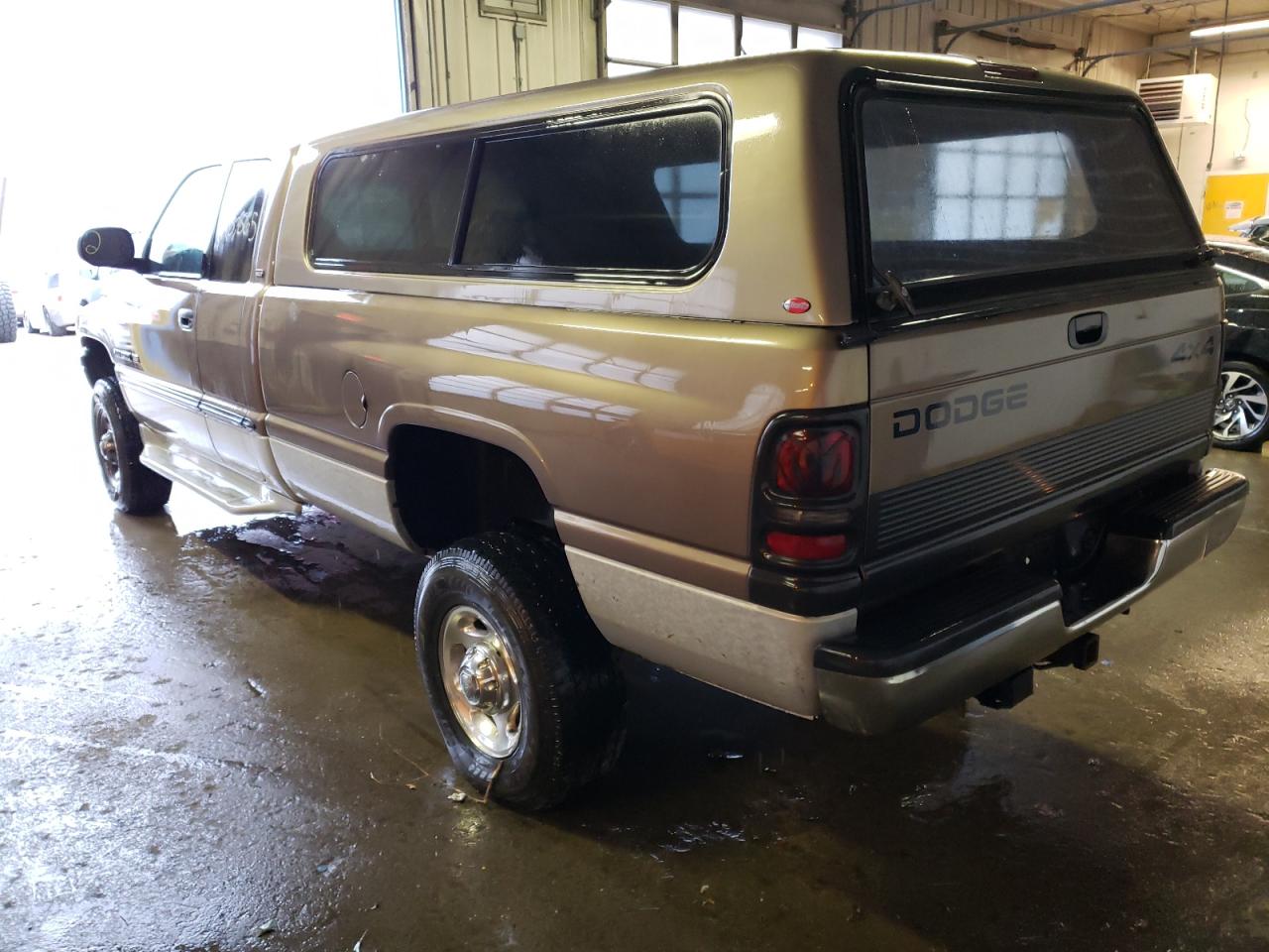 Photo 3 from auction – 2001 DODGE RAM 2500 with VIN 3B7KF23Z31G231355