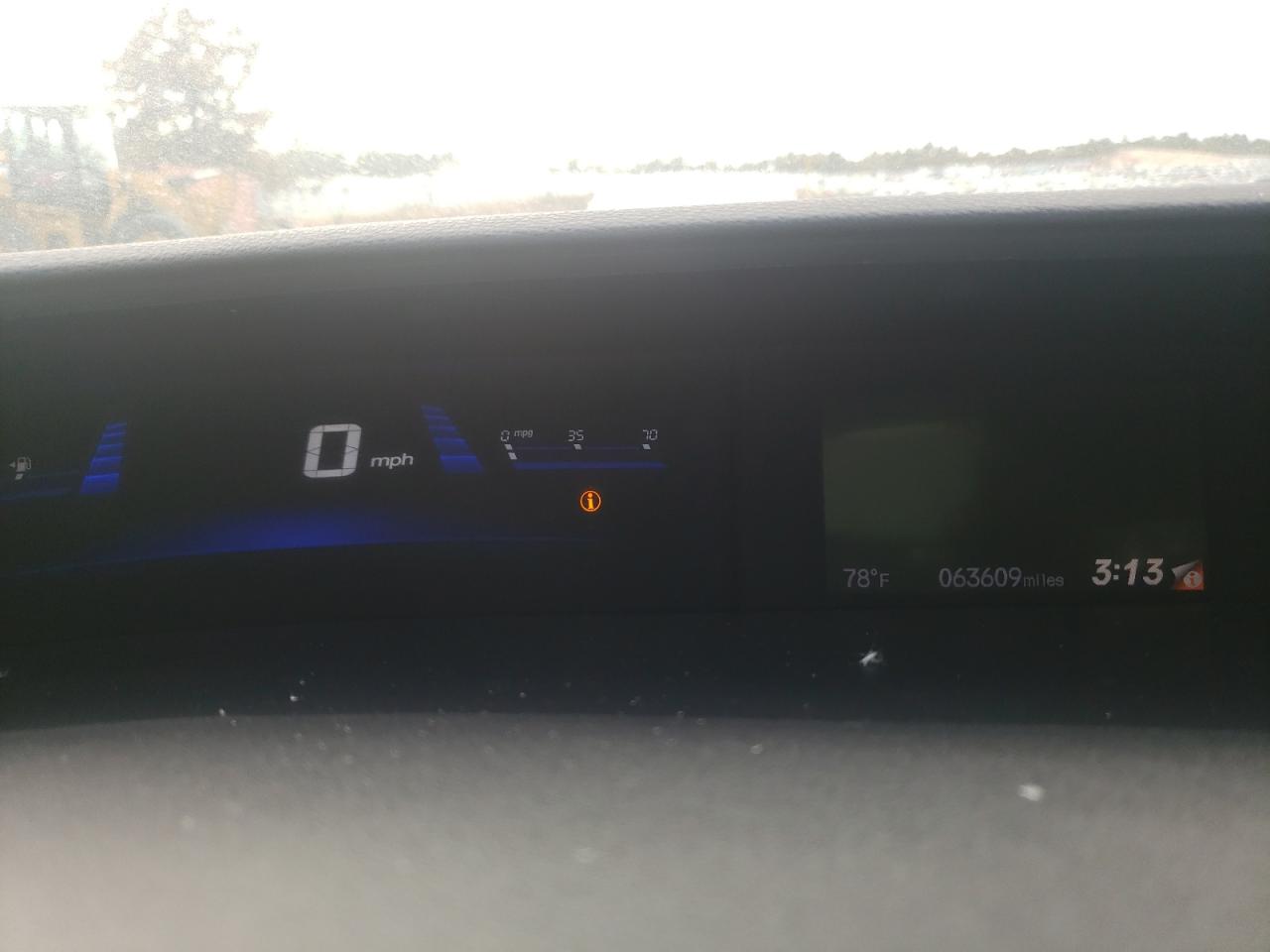 Photo 8 from auction – 2015 HONDA CIVIC LX with VIN 19XFB2F55FE252541