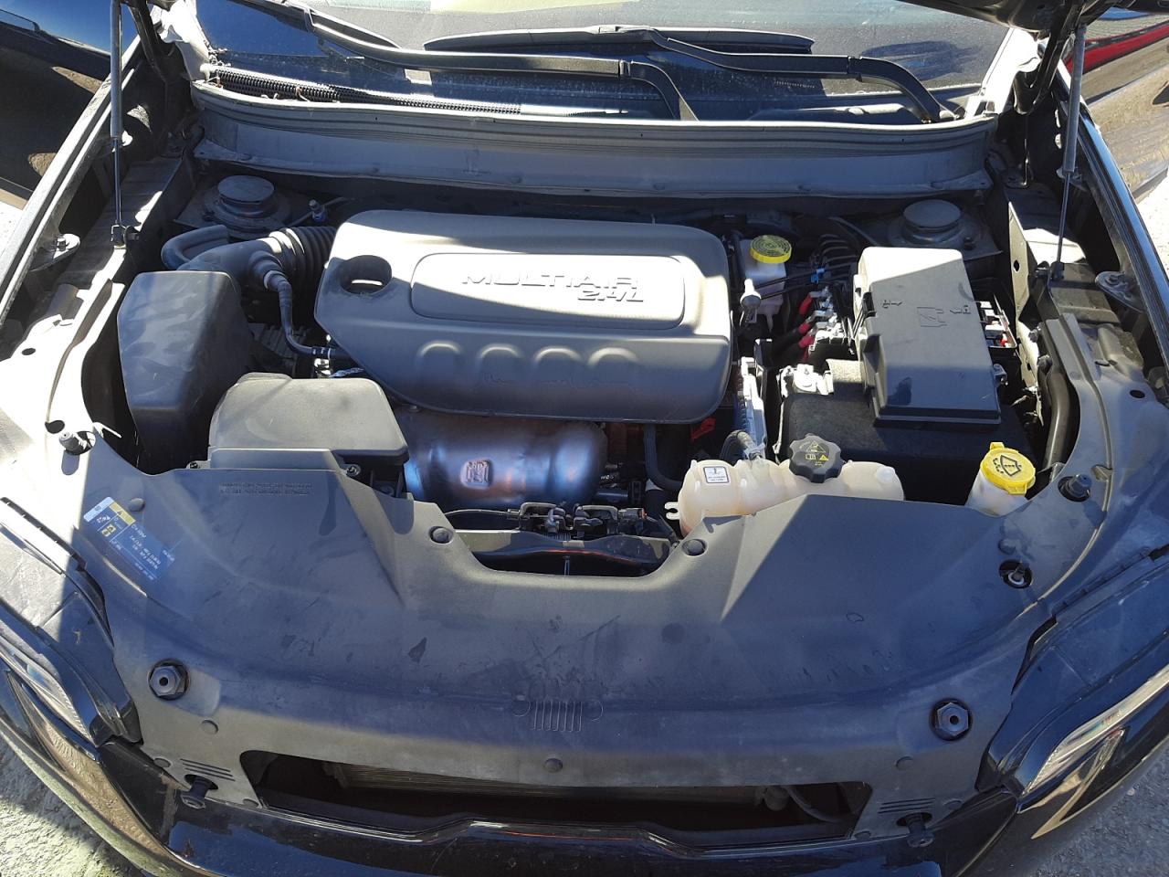 Photo 7 from auction – 2019 JEEP CHEROKEE L with VIN 1C4PJLLBXKD479078