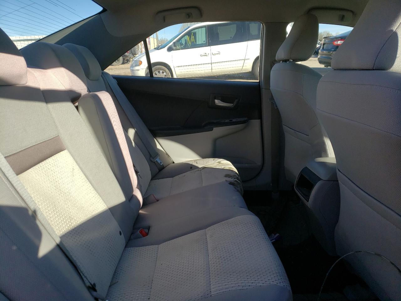 Photo 6 from auction – 2013 TOYOTA CAMRY L with VIN 4T4BF1FK9DR336199