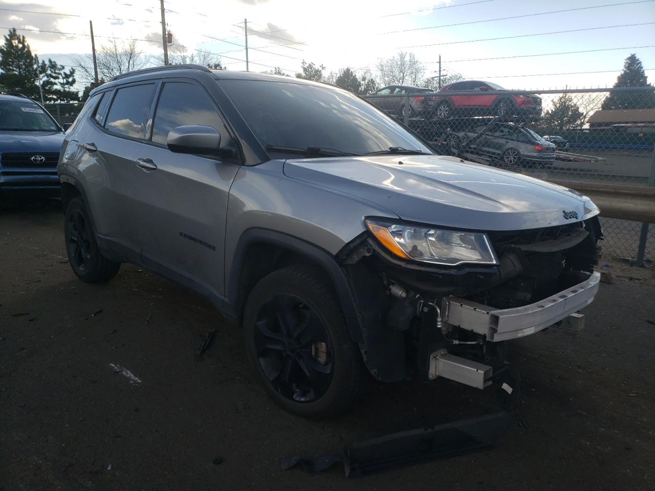 JEEP COMPASS LA 2018 with VIN 3C4NJDBB2JT316447 - Photo from auction