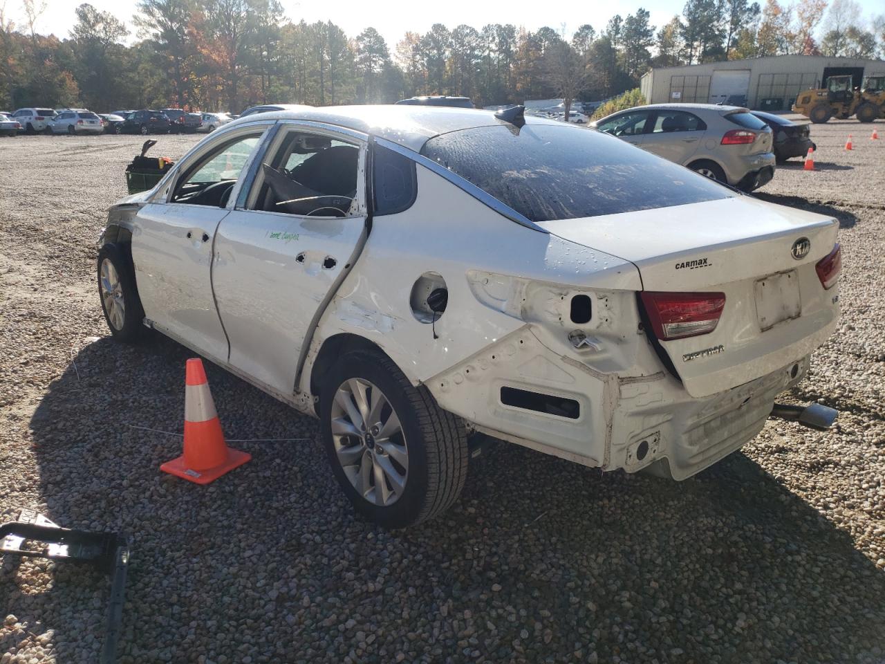 Photo 3 from auction – 2016 KIA OPTIMA EX with VIN 5XXGU4L35GG094059