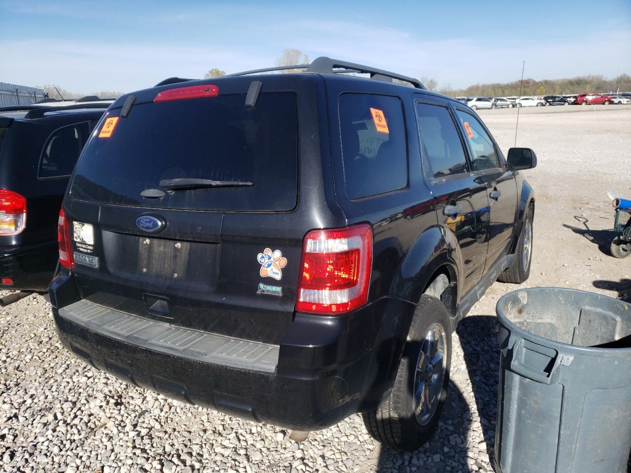 Photo 4 from auction – 2011 FORD ESCAPE XLT with VIN 1FMCU0DG5BKC63032