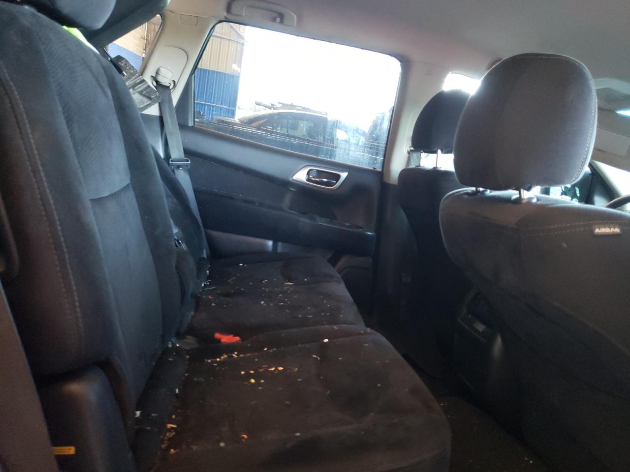 Фото 6 с аукциона – 2014 NISSAN PATHFINDER с VIN 5N1AR2MN0EC695352