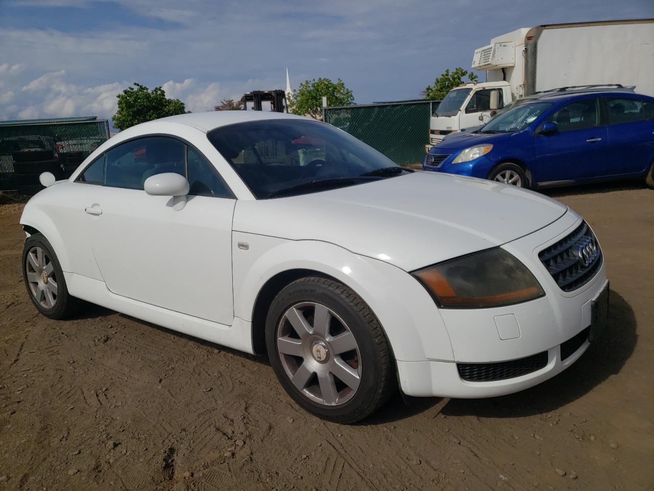 AUDI TT 2003 with VIN TRUSC28N431004648 - Photo from auction