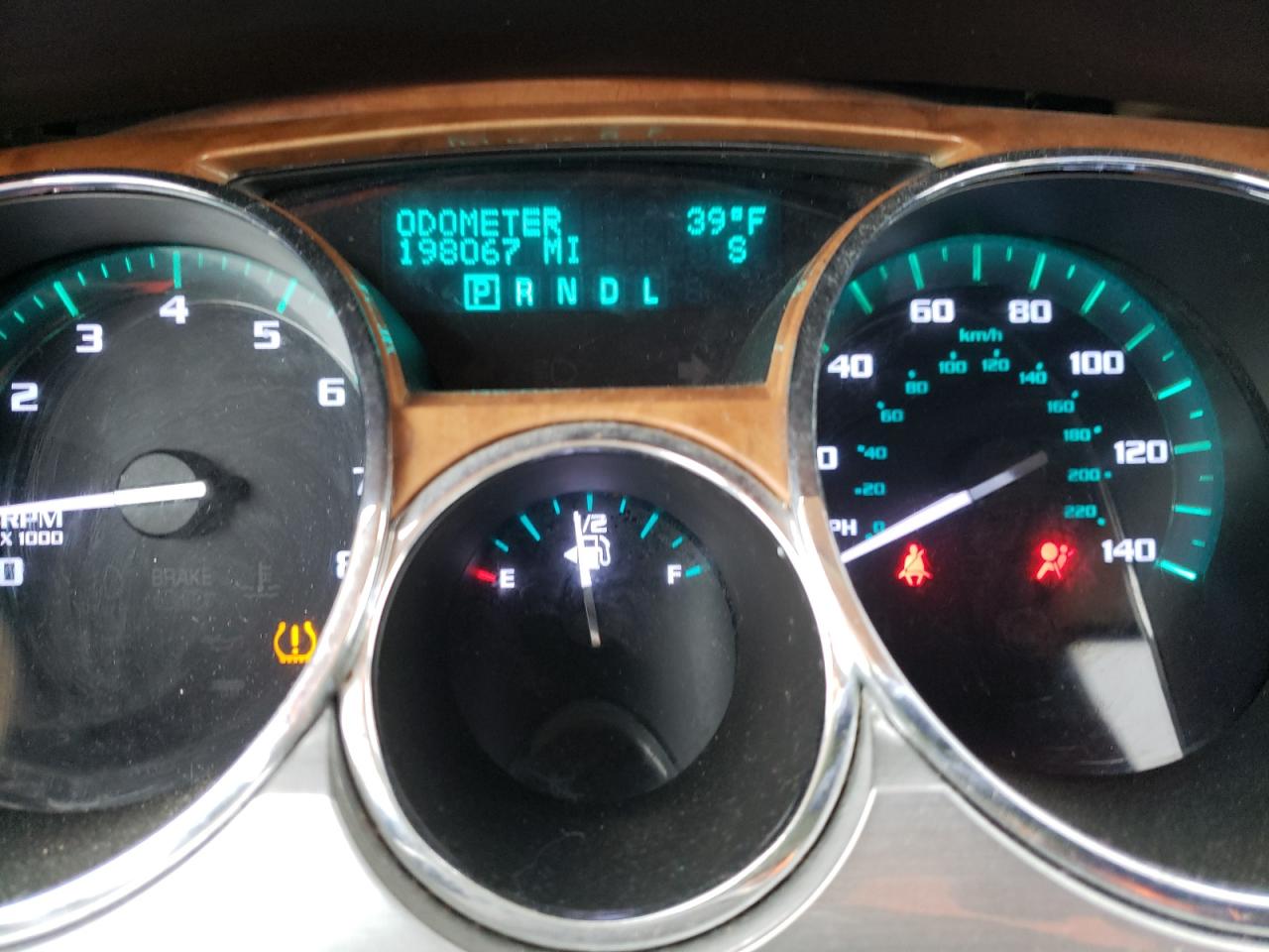 Photo 8 from auction – 2011 BUICK ENCLAVE CX with VIN 5GAKRBEDXBJ257932