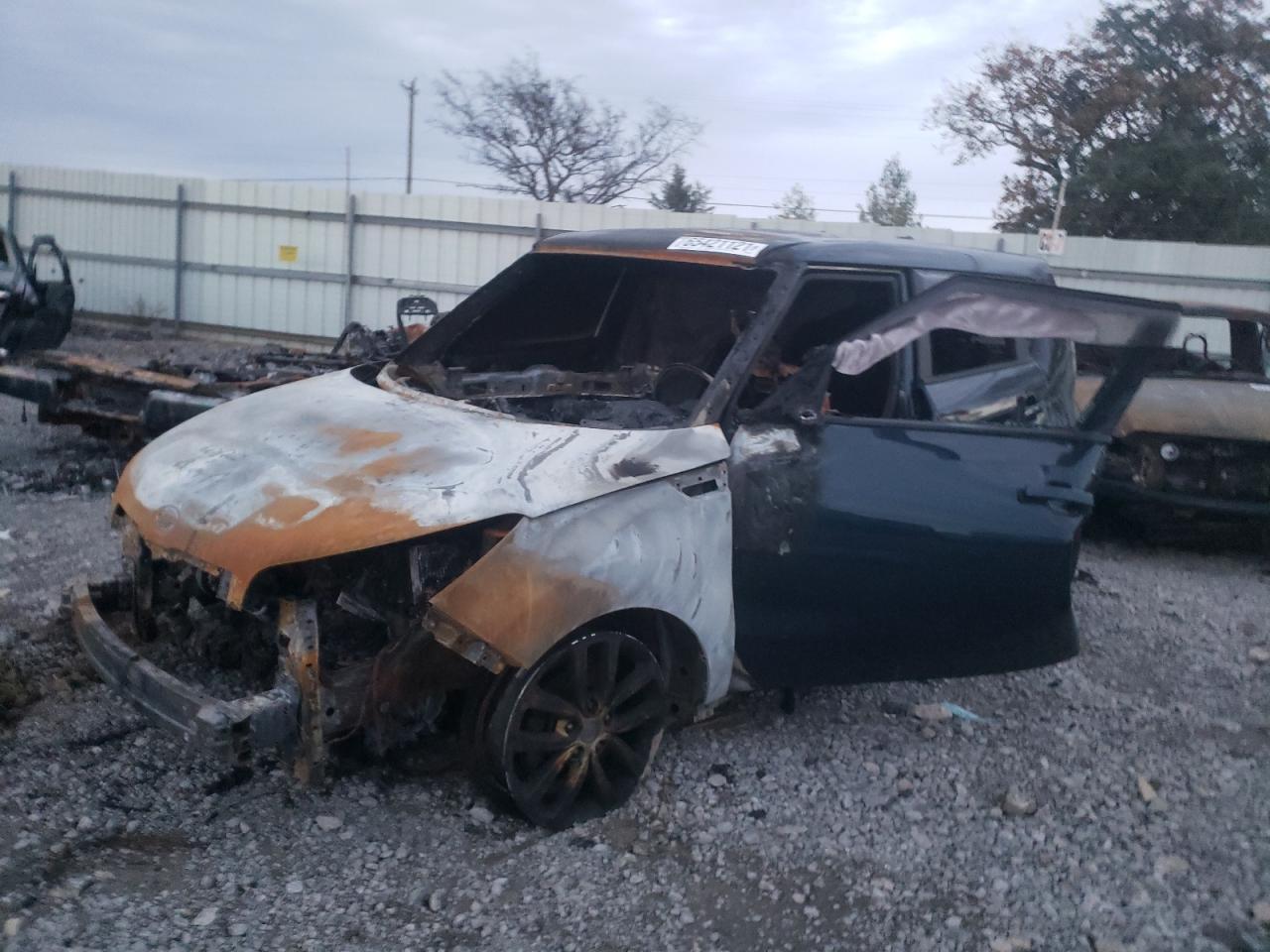 Photo 2 from auction – 2019 KIA SOUL + with VIN KNDJP3A56K7023188