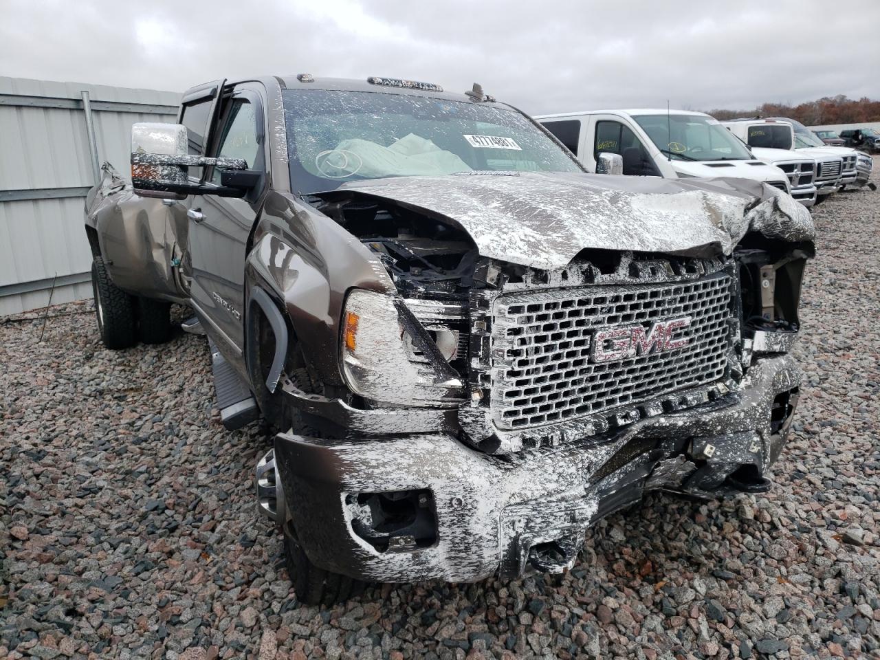 Photo 1 from auction – 2015 GMC SIERRA K35 with VIN 1GT424E82FF560223