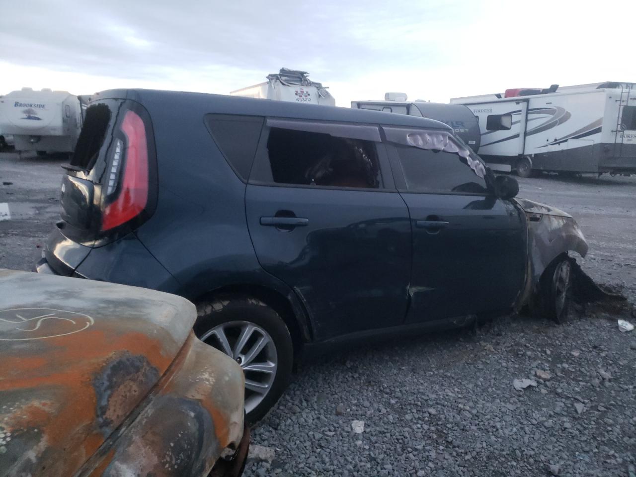 Photo 4 from auction – 2019 KIA SOUL + with VIN KNDJP3A56K7023188