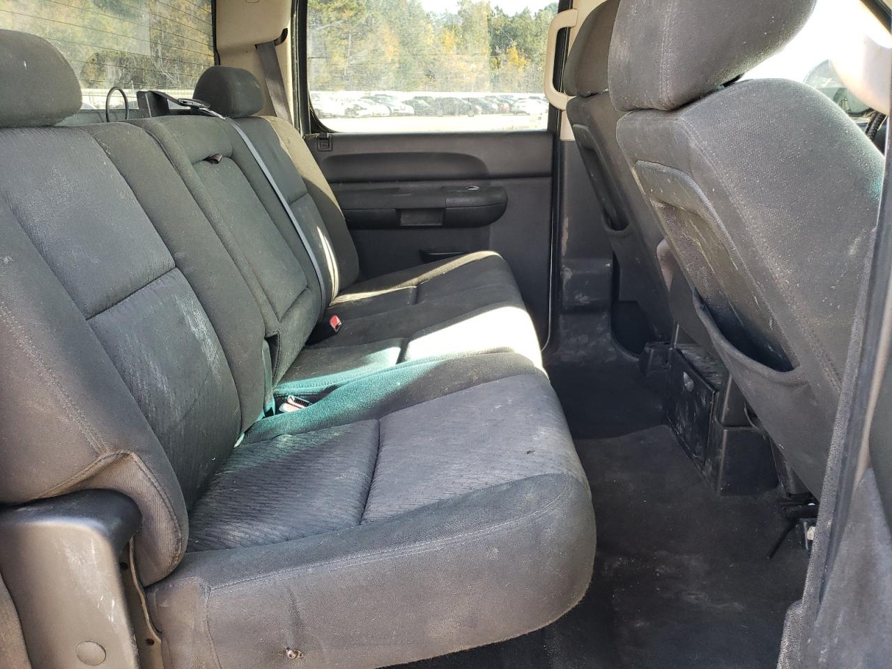Photo 6 from auction – 2011 CHEVROLET SILVERADO with VIN 3GCPKSE37BG325167