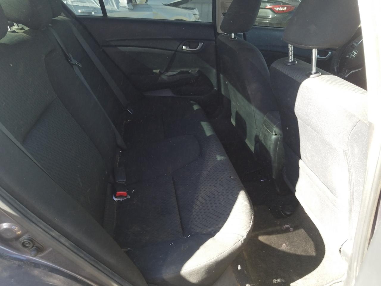 Photo 6 from auction – 2015 HONDA CIVIC LX with VIN 19XFB2F56FE115057