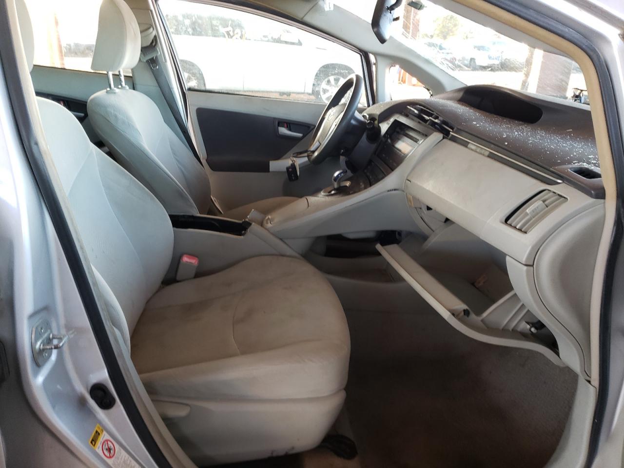 Photo 5 from auction – 2010 TOYOTA PRIUS with VIN JTDKN3DU1A0113594