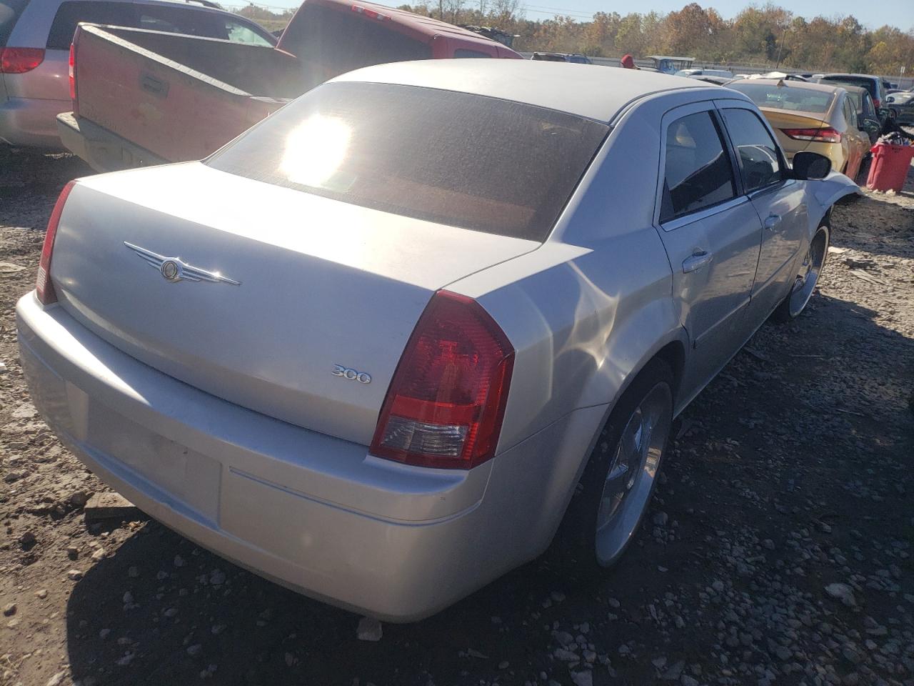 Photo 4 from auction – 2006 CHRYSLER 300 with VIN 2C3KA43R16H366758