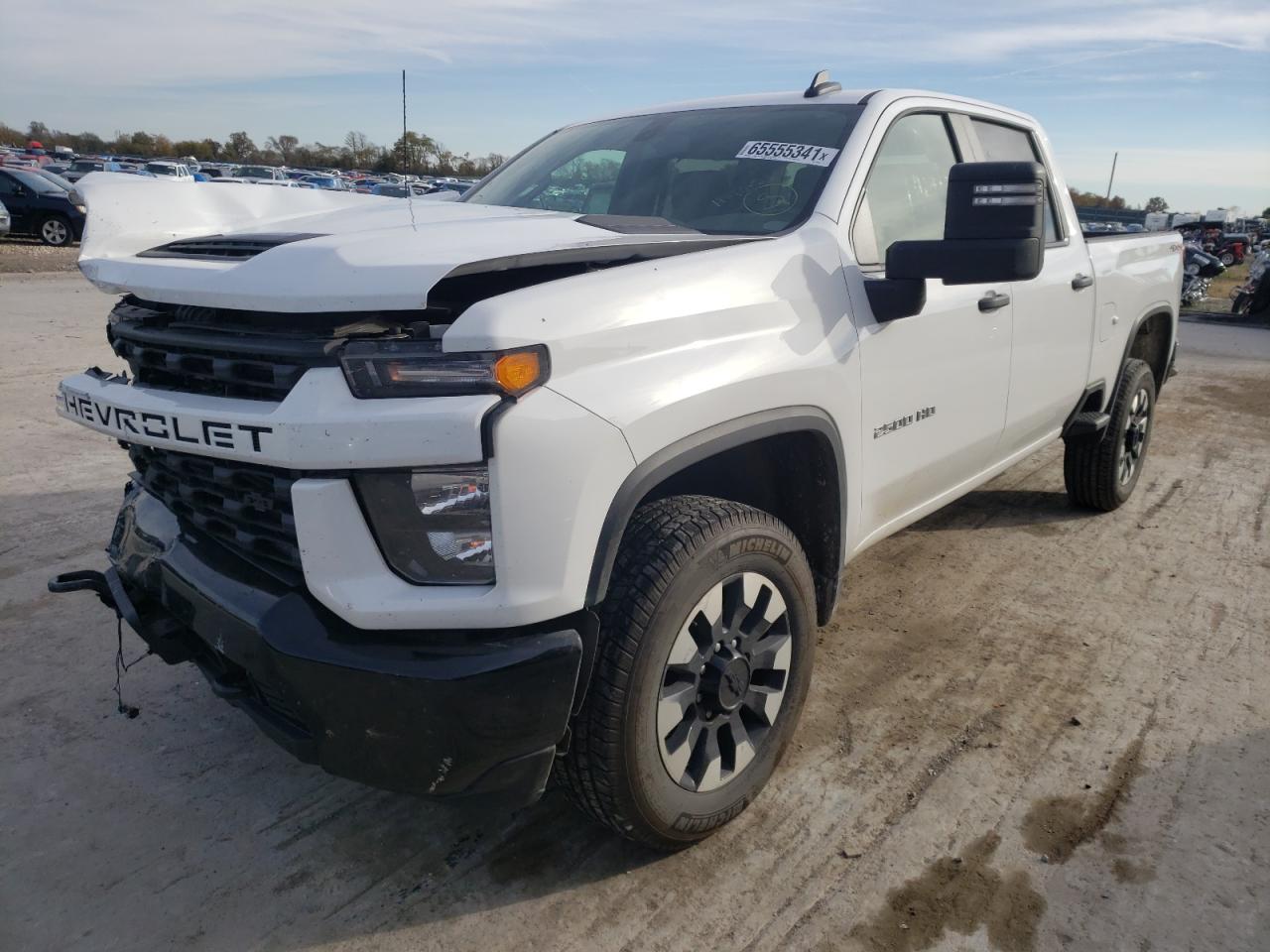 Photo 2 from auction – 2020 CHEVROLET SILVERADO with VIN 1GC4YME7XLF276243