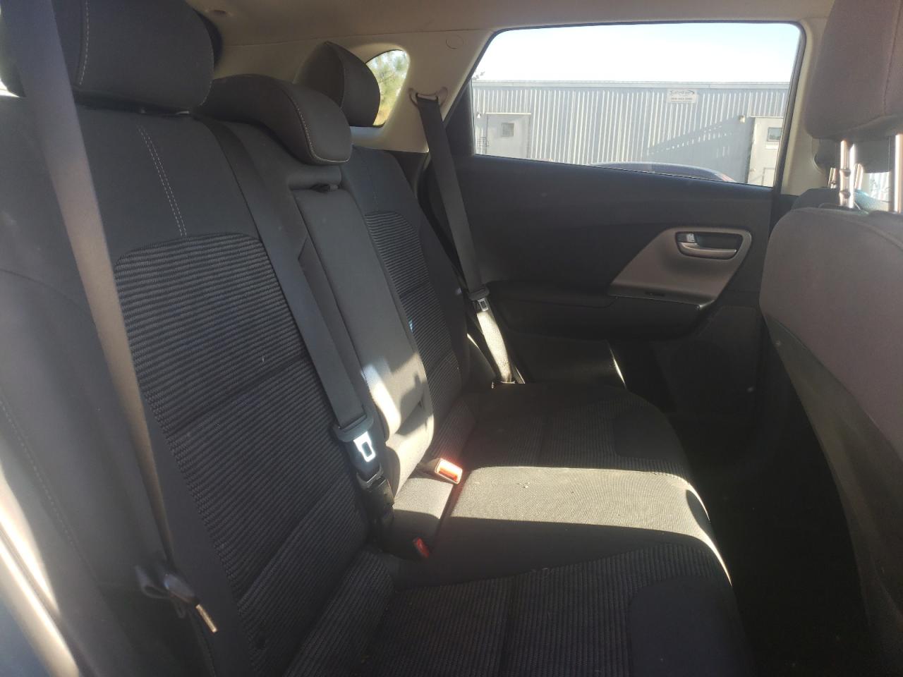 Photo 6 from auction – 2017 KIA NIRO FE with VIN KNDCB3LC4H5090900