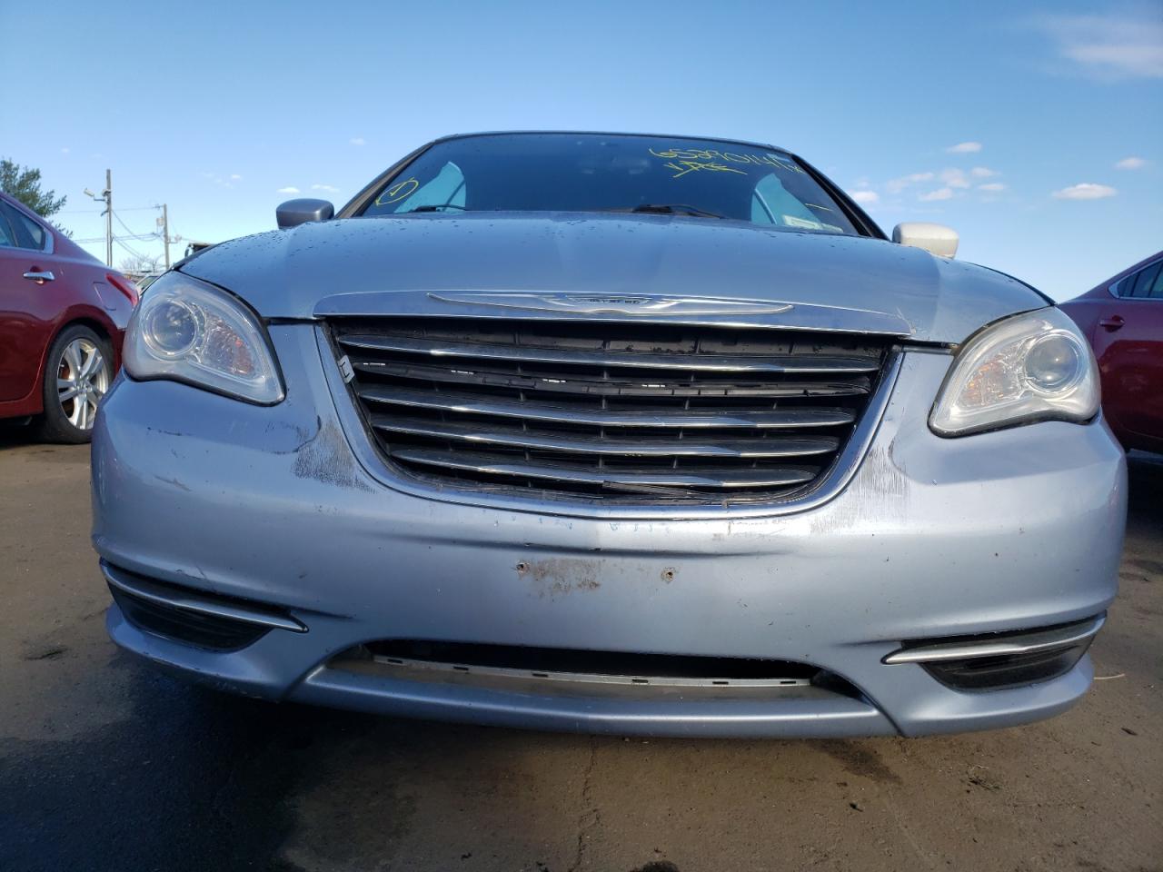 Photo 9 from auction – 2012 CHRYSLER 200 TOURIN with VIN 1C3BCBEG2CN271252