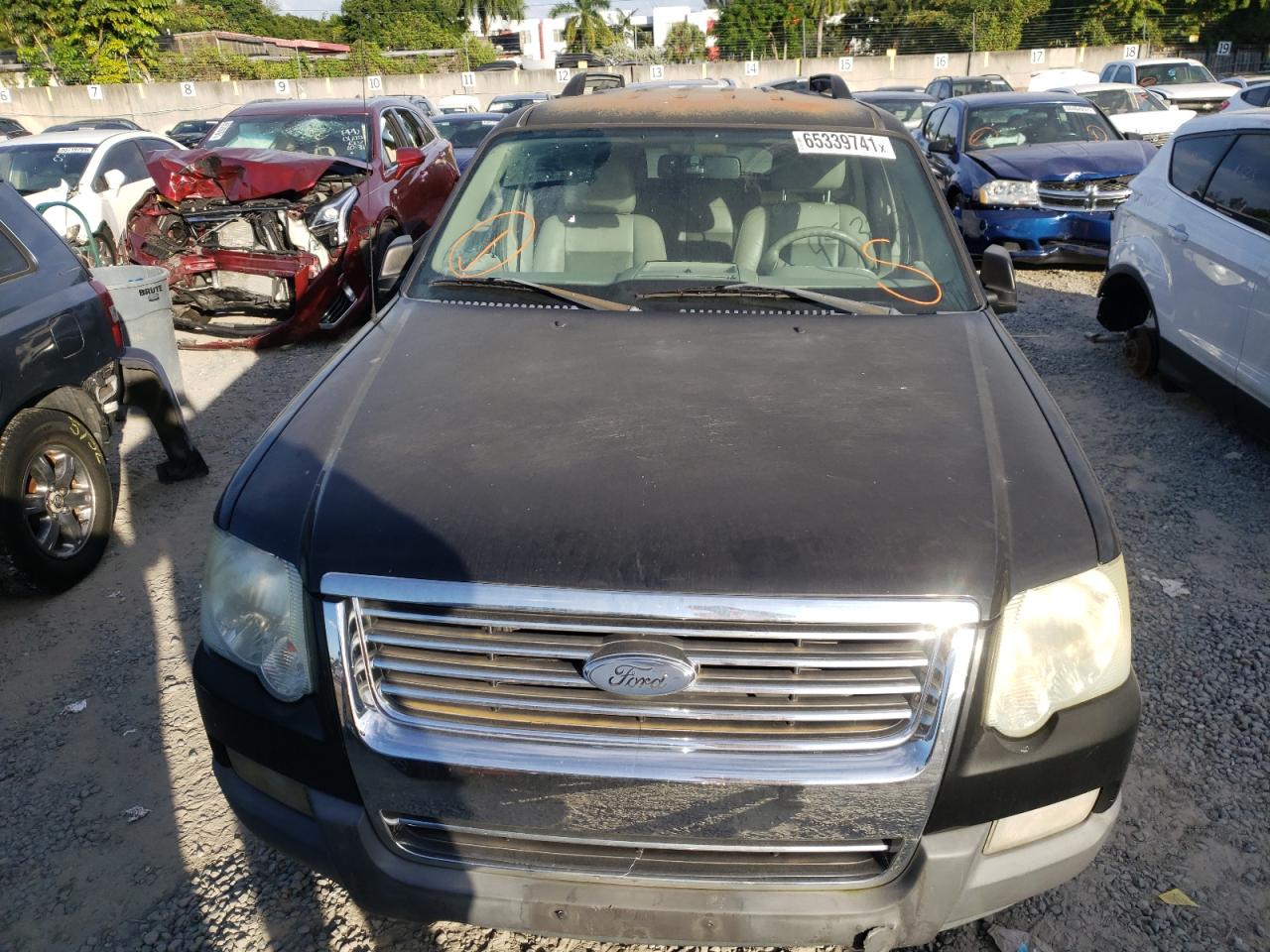 Photo 9 from auction – 2006 FORD EXPLORER X with VIN 1FMEU63E76UB16684