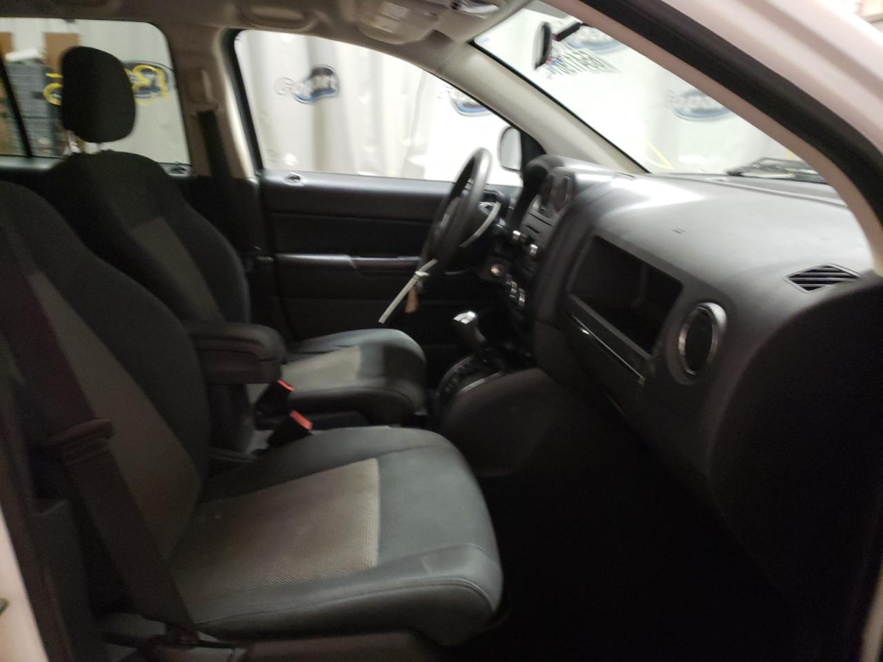 Photo 5 from auction – 2012 JEEP COMPASS SP with VIN 1C4NJCBA8CD622899