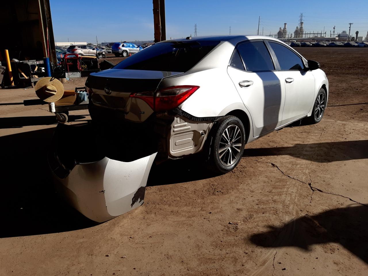 Photo 4 from auction – 2016 TOYOTA COROLLA L with VIN 5YFBURHE2GP401714