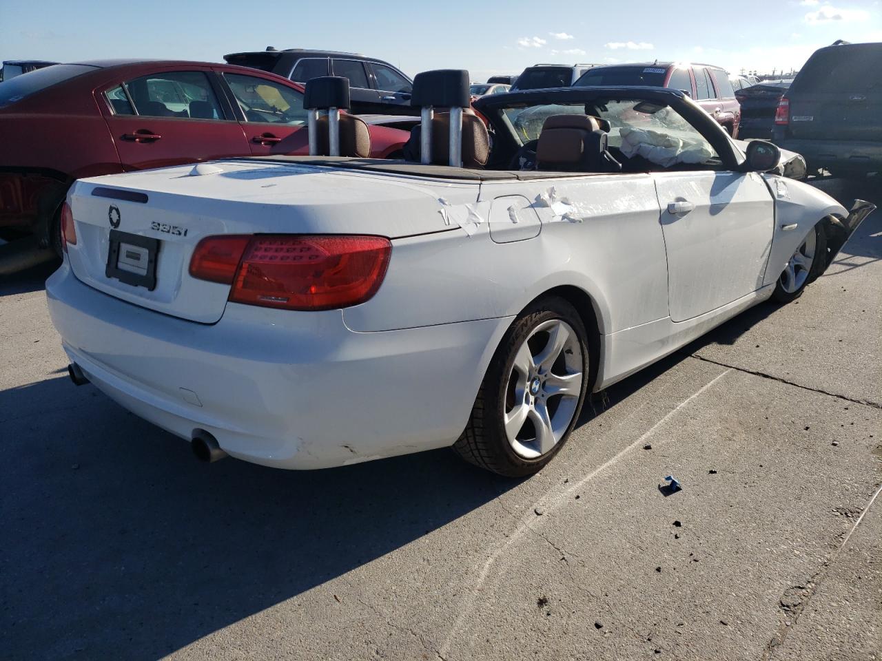 Photo 4 from auction – 2011 BMW 335 I with VIN WBADX7C5XBE579336