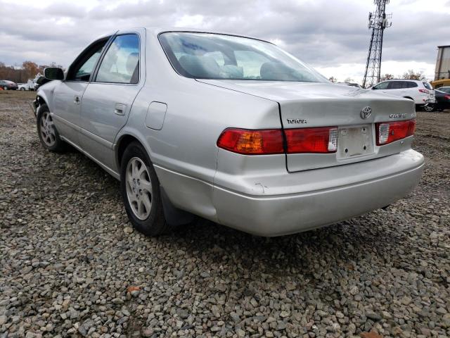Photo 3 from auction – 2000 TOYOTA CAMRY LE with VIN 4T1BF22K9YU103466