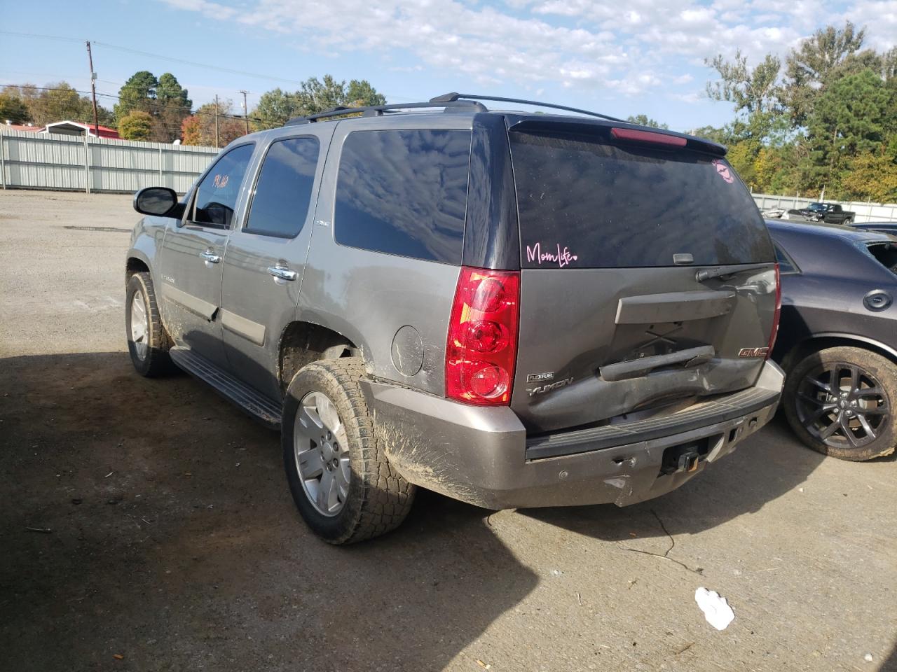 Photo 3 from auction – 2009 GMC YUKON SLT with VIN 1GKFC33009R163629