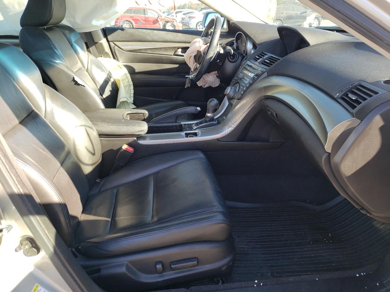 Photo 5 from auction – 2010 ACURA TL with VIN 19UUA8F54AA000791