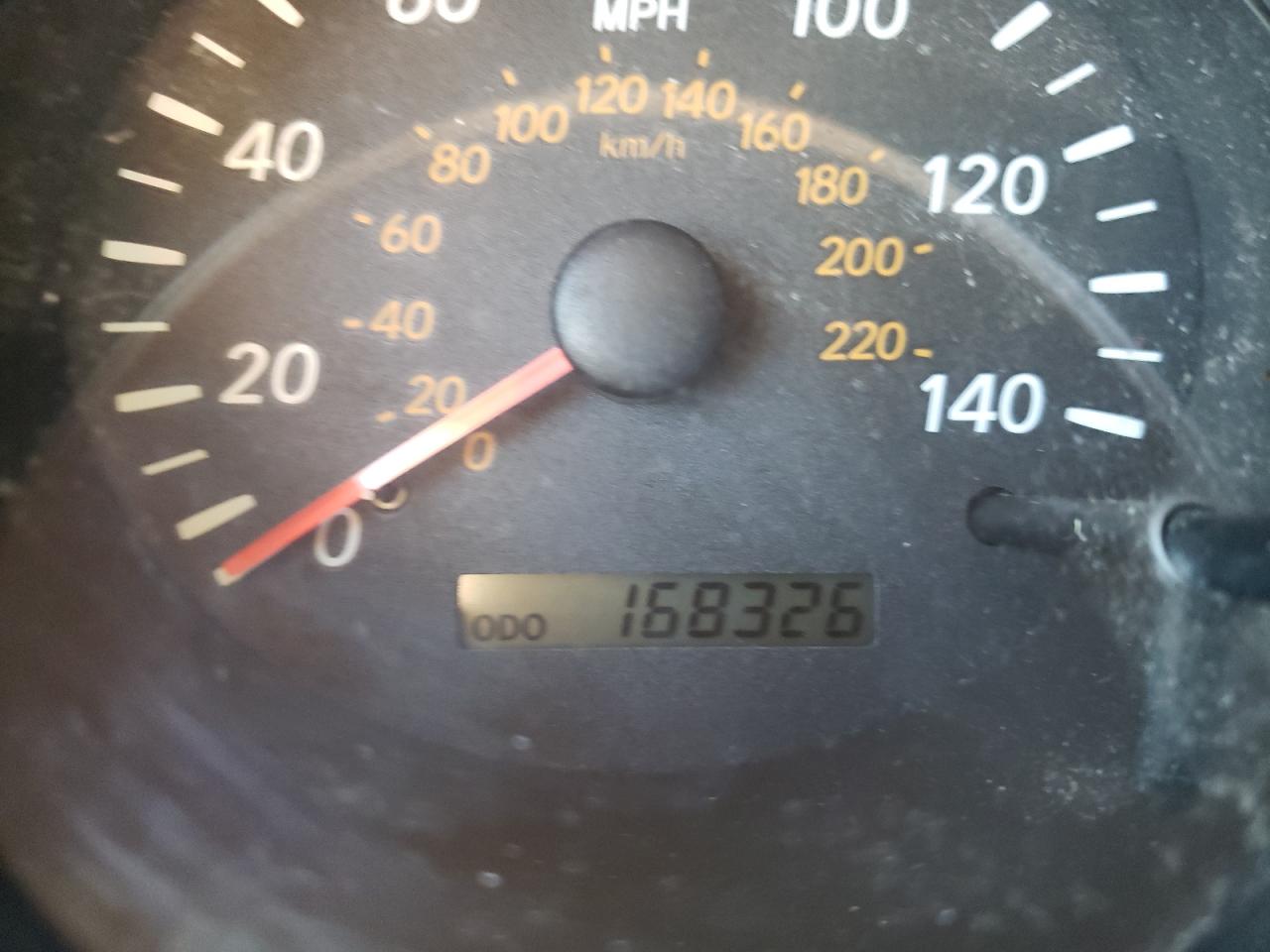 Photo 8 from auction – 2004 TOYOTA HIGHLANDER with VIN JTEGP21A240030759
