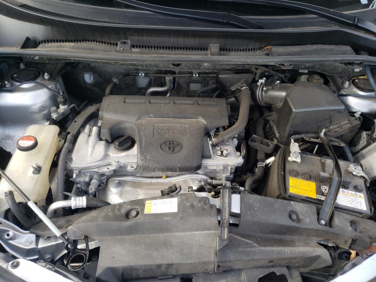 Photo 7 from auction – 2015 TOYOTA RAV4 XLE with VIN JTMRFREV9FD151807