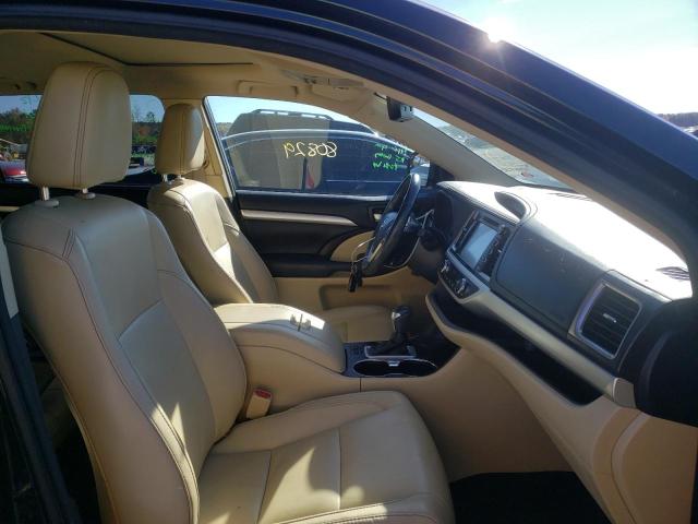 Photo 5 from auction – 2017 TOYOTA HIGHLANDER with VIN 5TDKZRFH7HS209907
