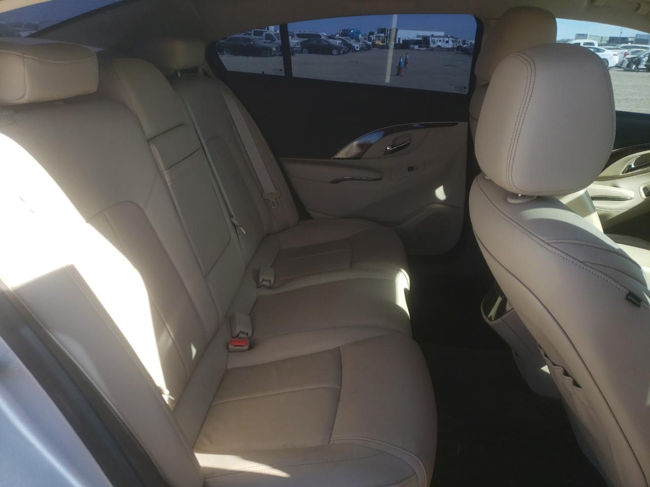 Photo 6 from auction – 2015 BUICK LACROSSE with VIN 1G4GB5G31FF116993