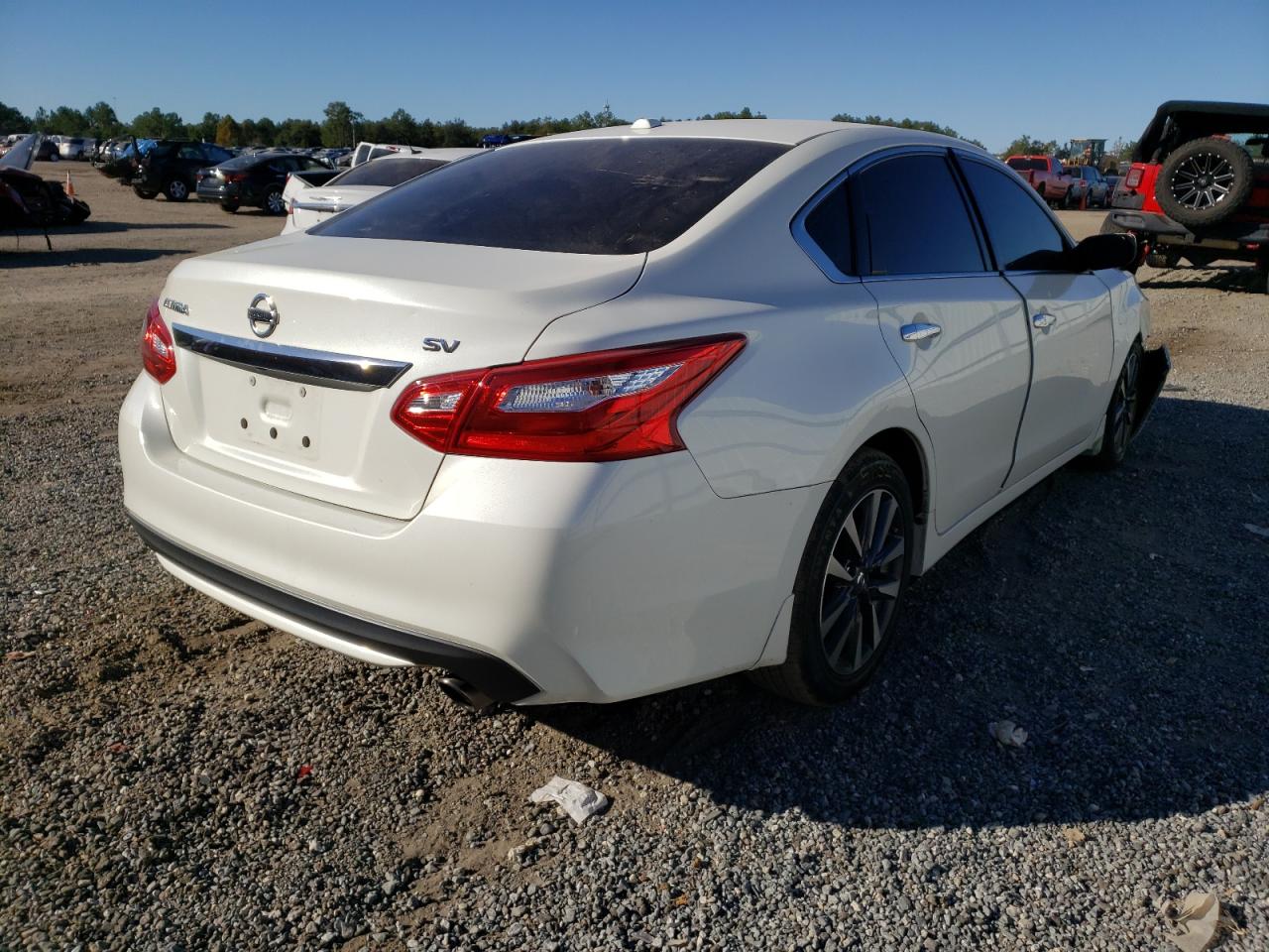 Photo 4 from auction – 2017 NISSAN ALTIMA 2.5 with VIN 1N4AL3APXHC481920