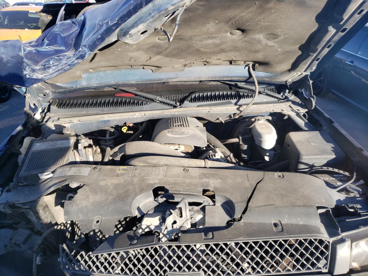 Photo 7 from auction – 2004 CHEVROLET SILVERADO with VIN 2GCEC19T541353909