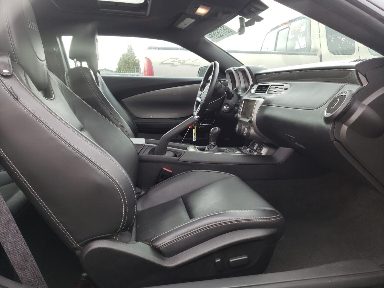 Photo 5 from auction – 2015 CHEVROLET CAMARO 2SS with VIN 2G1FJ1EW4F9164210