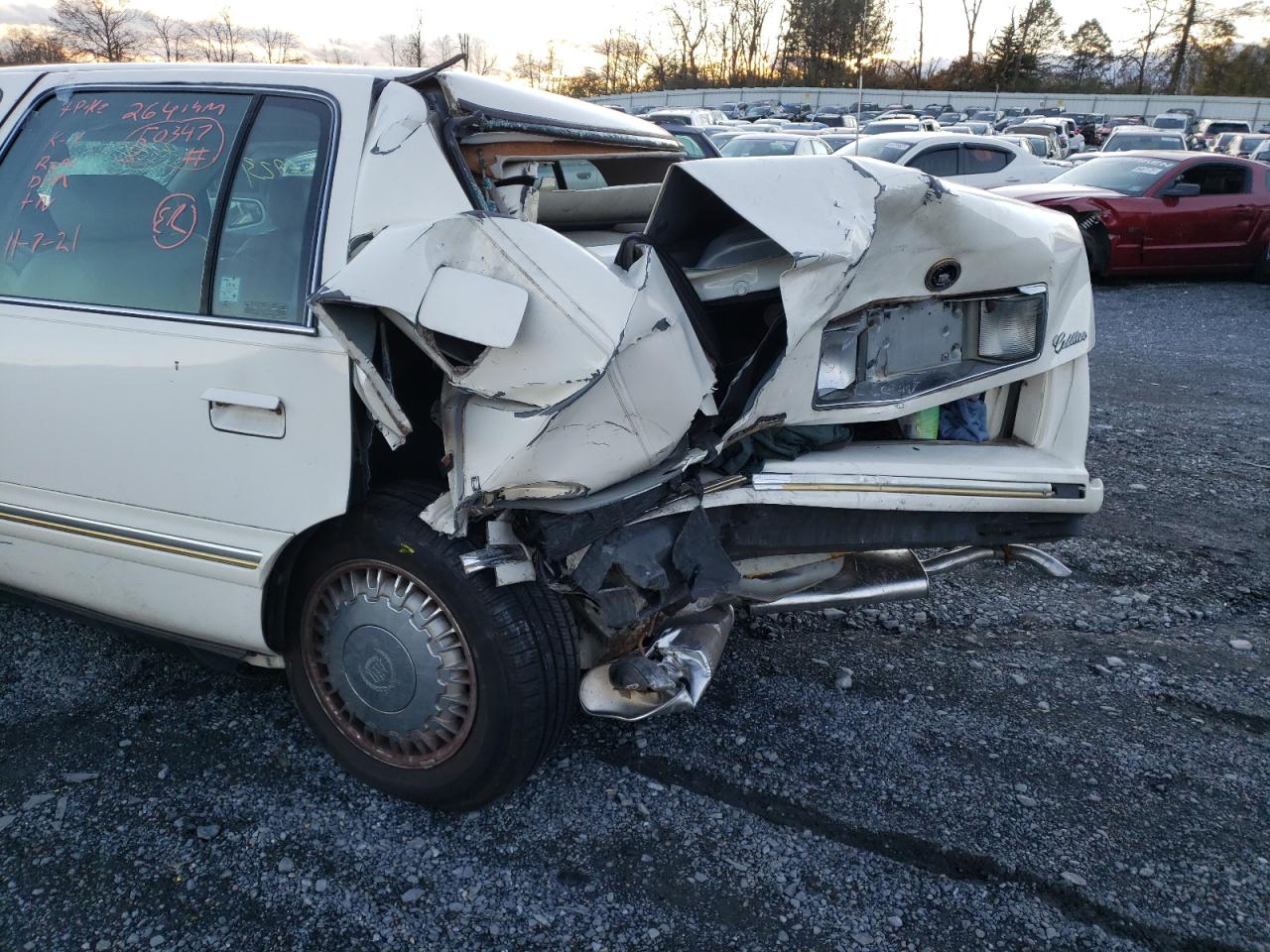 Photo 9 from auction – 1997 CADILLAC DEVILLE DE with VIN 1G6KE54Y9VU296209