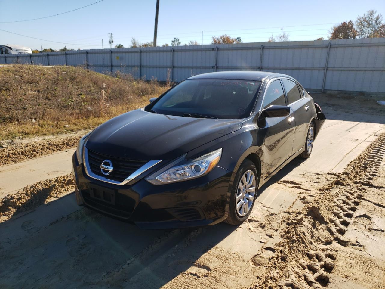 Photo 2 from auction – 2016 NISSAN ALTIMA 2.5 with VIN 1N4AL3AP4GN326069