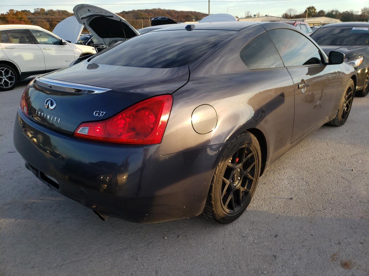 Photo 4 from auction – 2009 INFINITI G37 BASE with VIN JNKCV64E99M604772