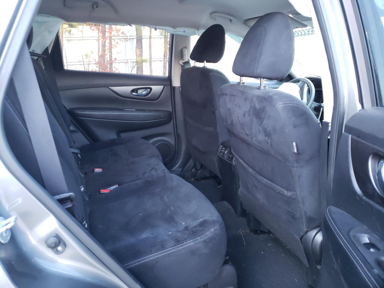 Photo 6 from auction – 2016 NISSAN ROGUE S with VIN JN8AT2MT3GW016653