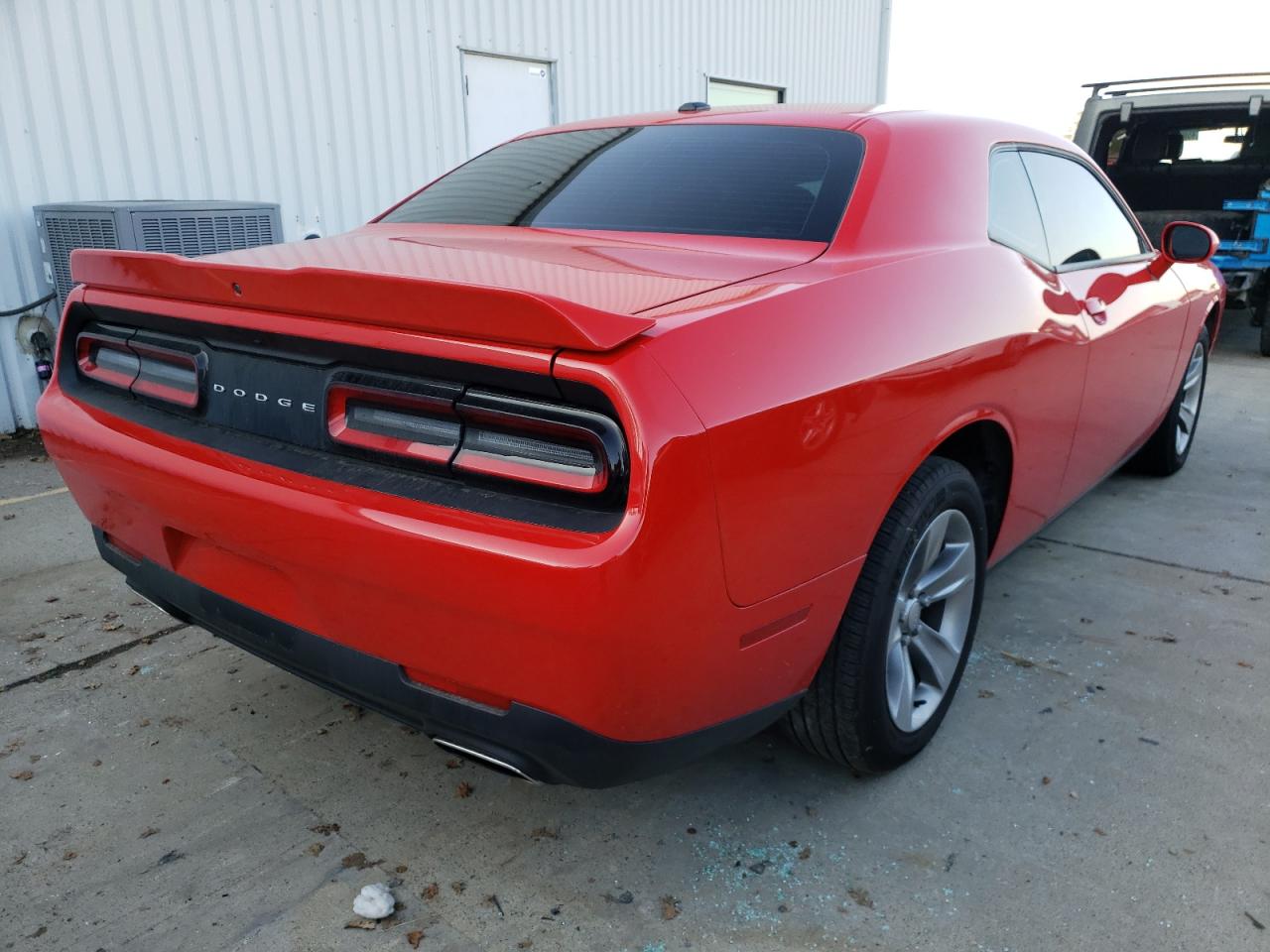 Photo 4 from auction – 2020 DODGE CHALLENGER with VIN 2C3CDZAG4LH243865