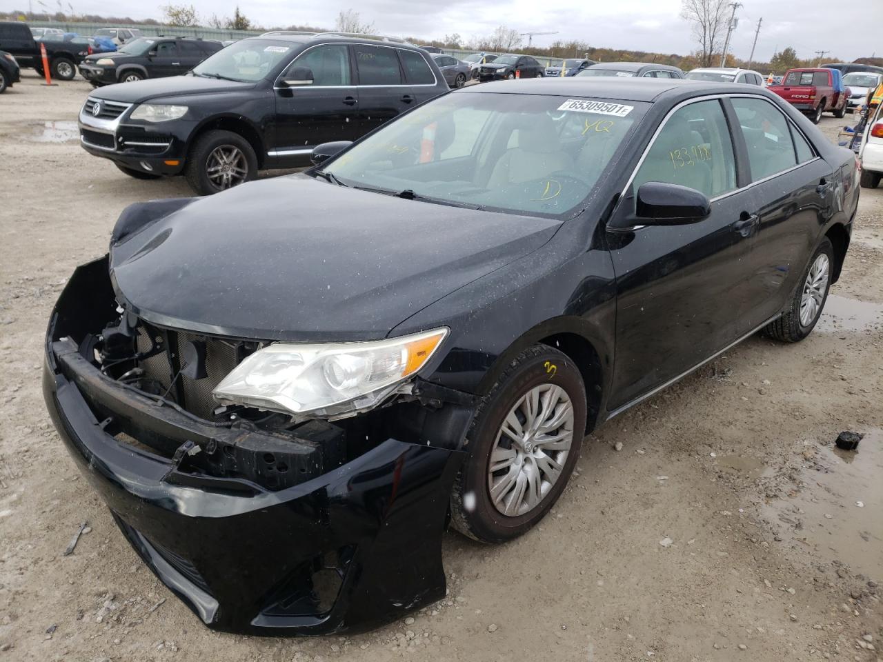 Photo 2 from auction – 2014 TOYOTA CAMRY L with VIN 4T1BF1FK2EU417069