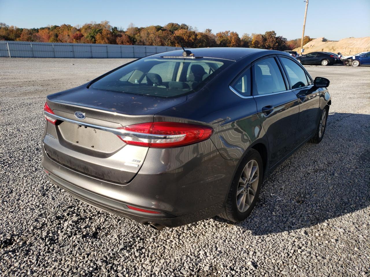 Photo 16 from auction – 2017 FORD FUSION SE with VIN 3FA6P0HD5HR372433