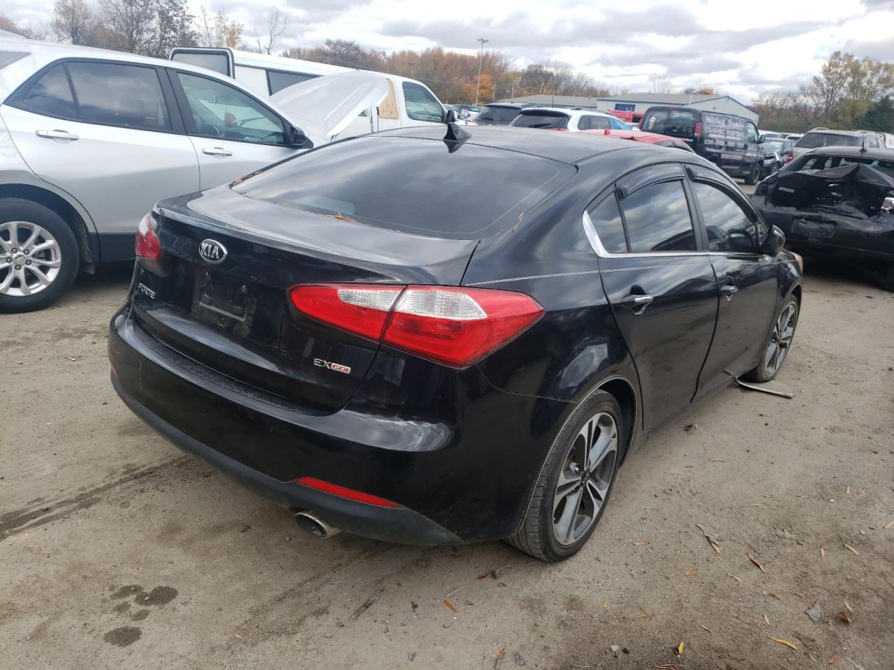 Photo 4 from auction – 2015 KIA FORTE with VIN KNAFZ4A81F5264784
