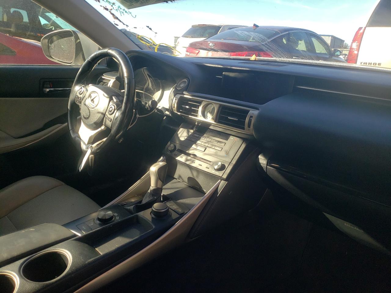 Photo 9 from auction – 2016 LEXUS IS 200T with VIN JTHBA1D23G5009018